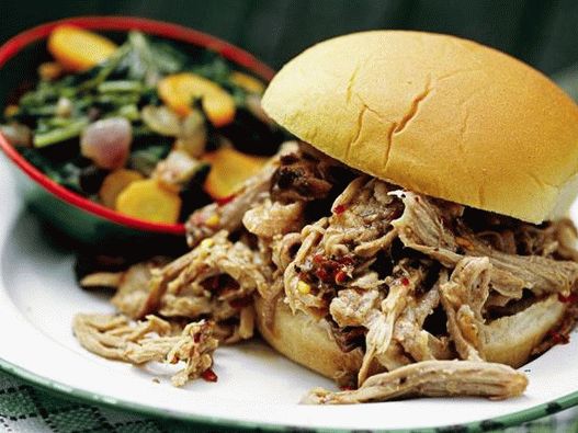 Smoked pork sandwiches in North Carolina sauce