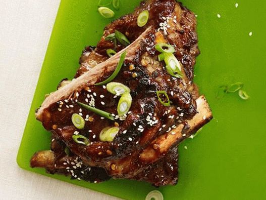 Spicy pork ribs in glaze from Hoisin sauce