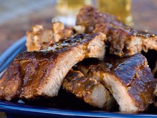 Pork ribs in the foil in the oven