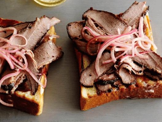 Toasted Smoked Brisket Toasts