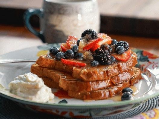 Photo of the dish - French toasts with apple and berry compote and apple cream from mascarpone cheese