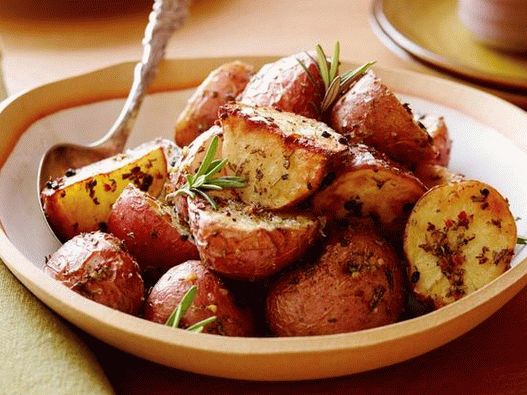 Photo of the dish - Baked potatoes with rosemary