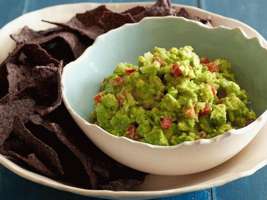 Guacamole with garlic