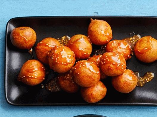 Rice Fritters in Sesame Syrup