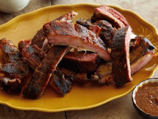 Barbecue pork ribs in a beer marinade