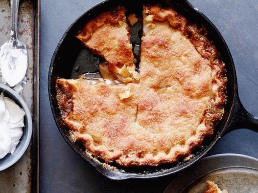 Photo of the dish - Apple pie with whipped cream and cinnamon