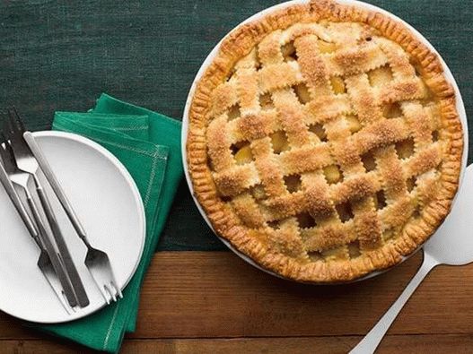 Photo of the dish - Apple pie - shortcrust pastry pie with wire rack