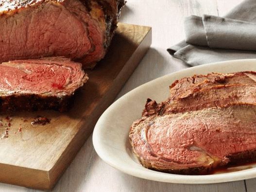 Prime rib meat in the oven