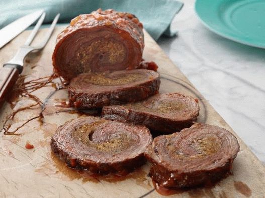 Italian beef and cheese banquet roll