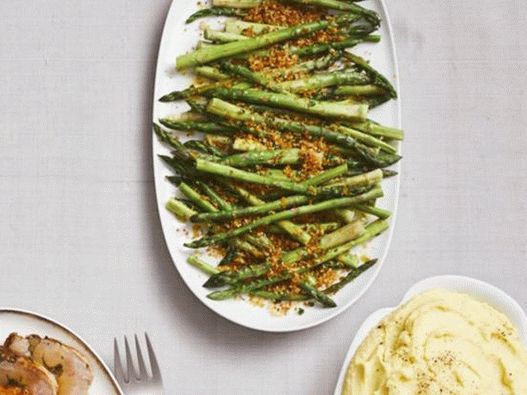 Asparagus with lemon breadcrumbs