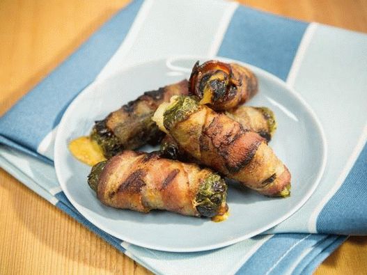 Dish photography - Grilled jalapenos peppers stuffed
