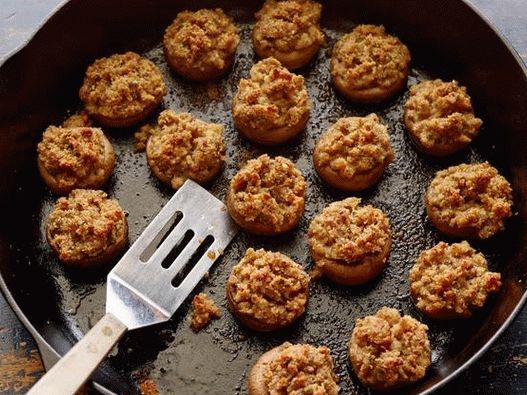 Stuffed baked mushrooms in the oven
