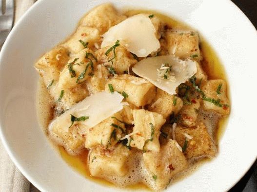 Potato gnocchi with brown oil and sage