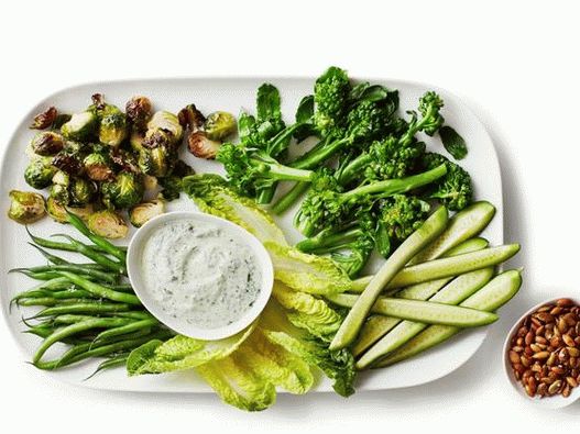 Crude with green yogurt dip