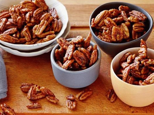 Pecans in a sharp glaze