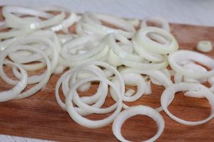 Onion rings in batter