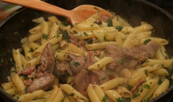 Pasta with liver