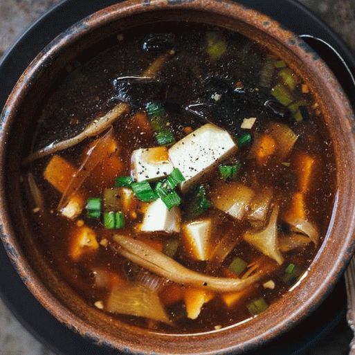 Photo Miso Soup with Tofu and Muer Mushrooms