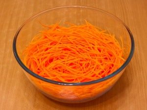 Tashkent-style carrots