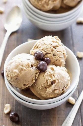 Photo Ice cream with the taste of coffee with milk