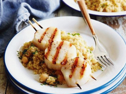 Photo of grilled scallops with orange quinoa