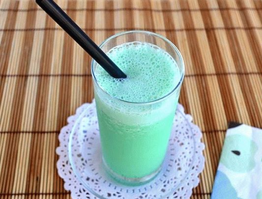 Peppermint cocktail