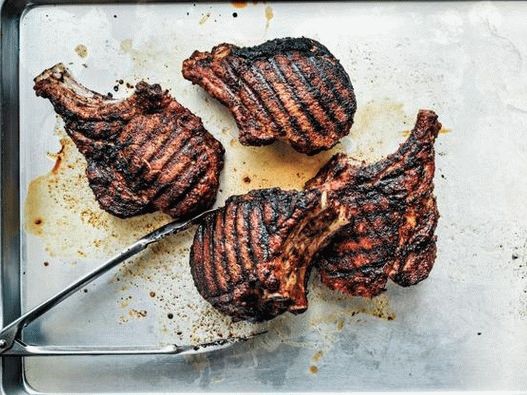 Photo Natural pork grilled meatballs