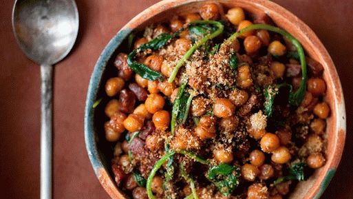 Photo of chickpeas baked with chorizo   (Garbanzo con chorizo)