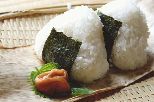 Photo of Onigiri sushi (Rice balls)