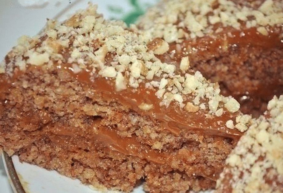 Walnut cake