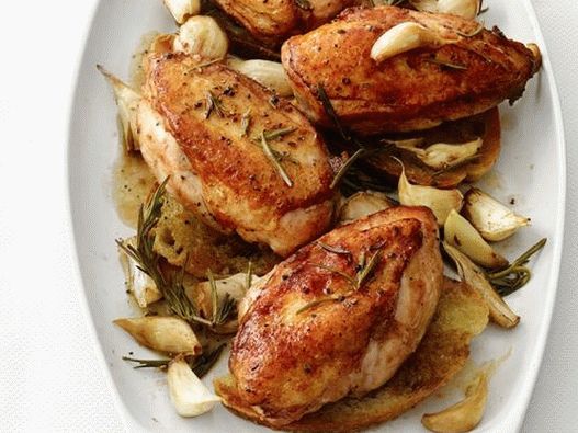 Photo of the dish - Sandwich with chicken and baked garlic plus rosemary sauce