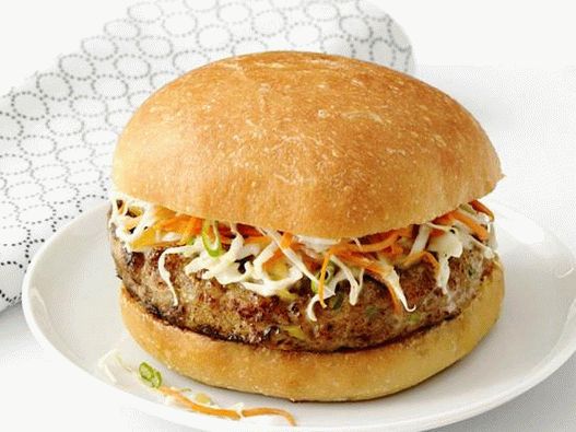 Photo of the dish - Turkey burgers and cabbage salad with mango