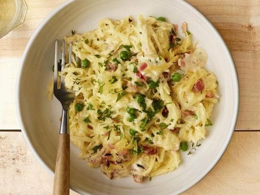 Photo of the dish - Spaghetti Pumpkin in Alfredo Sauce with Pancetta and Green Peas