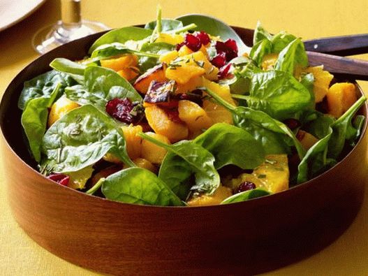 Photo of the dish - Warm pumpkin salad with tangerines and spinach