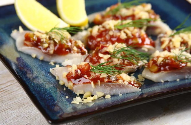 Spicy herring with cheese