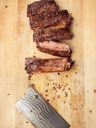 Photo Spicy smoked beef ribs