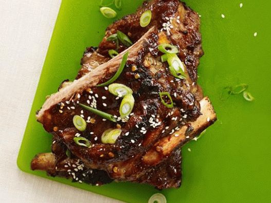 Photo Spicy pork ribs in glaze from Hoisin sauce