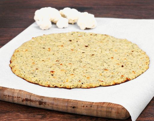 Photo Vegetable base for cauliflower pizza