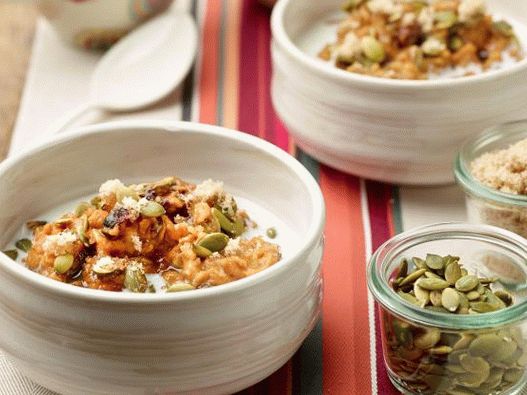 Photo Oatmeal with pumpkin