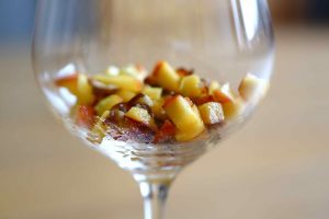 Parfait with peaches
