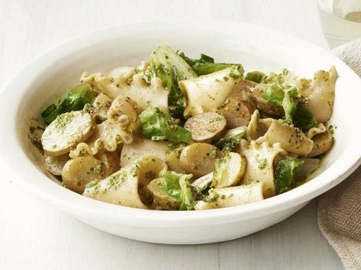 Photo of Lasagna pasta with new potatoes in pesto