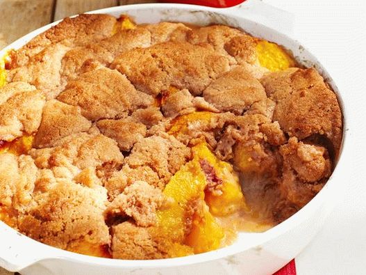 Photo Peach cobbler with bourbon