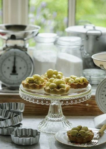 Photo Sand tartlets with gooseberries