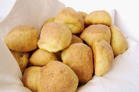 Short curd cookies with apples