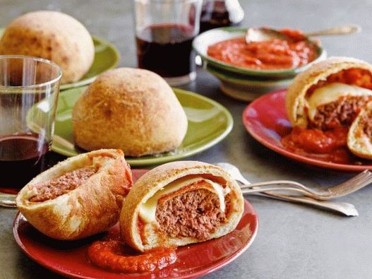 Photo Pizza hamburger with pepperoni