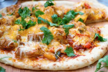 Thai Grilled Chicken Pizza Photo