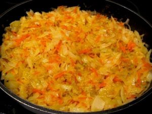 Pygody with cabbage