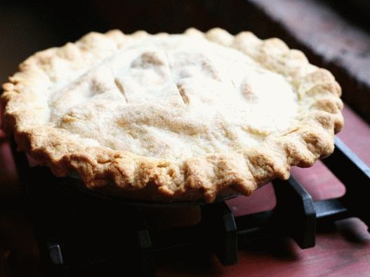 Photo Pie with apple compote on Sauternes wine