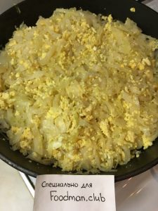 Pies with cabbage