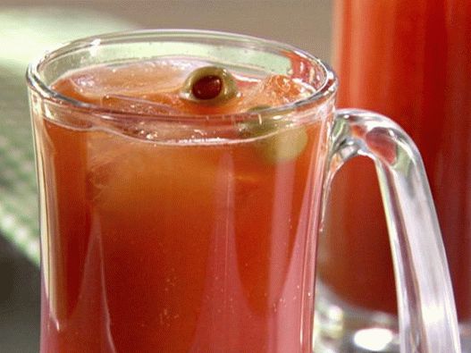 Photo Beer with tomato juice and pepper